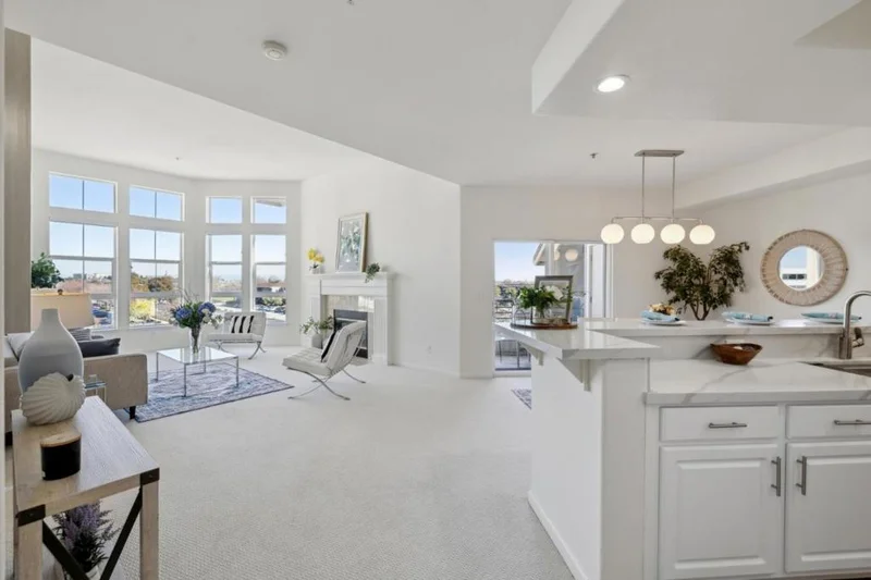 880 Meridian Bay Lane 305, Foster City, CA 94404