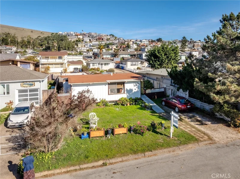 2740 Fir Avenue, Morro Bay, CA 93442