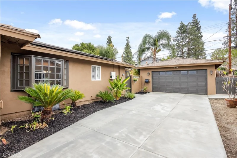 512 S Peregrine Street, Anaheim, CA 92806