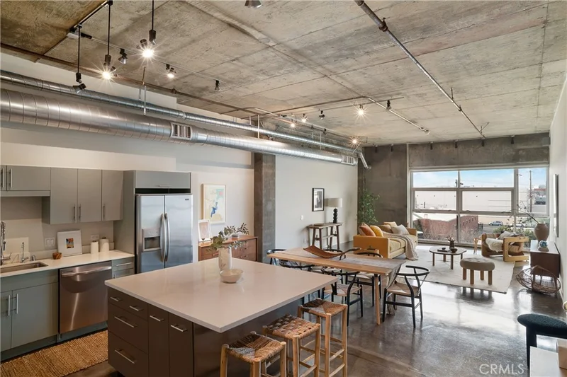 510 S Hewitt 413, Los Angeles, CA 90013