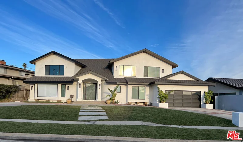 6150 Shenandoah Avenue, Los Angeles, CA 90056