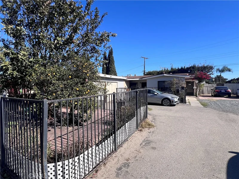 1003 Marengo Place, Santa Ana, CA 92703