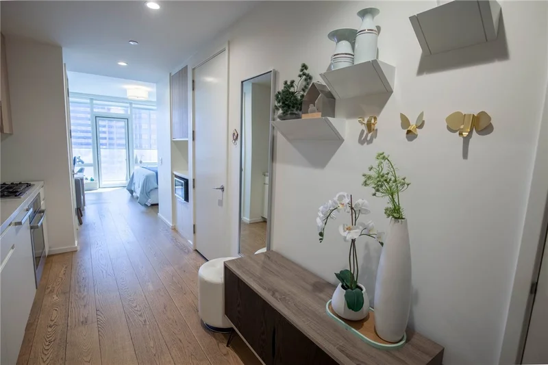 877 Francisco Street 1721, Los Angeles, CA 90017