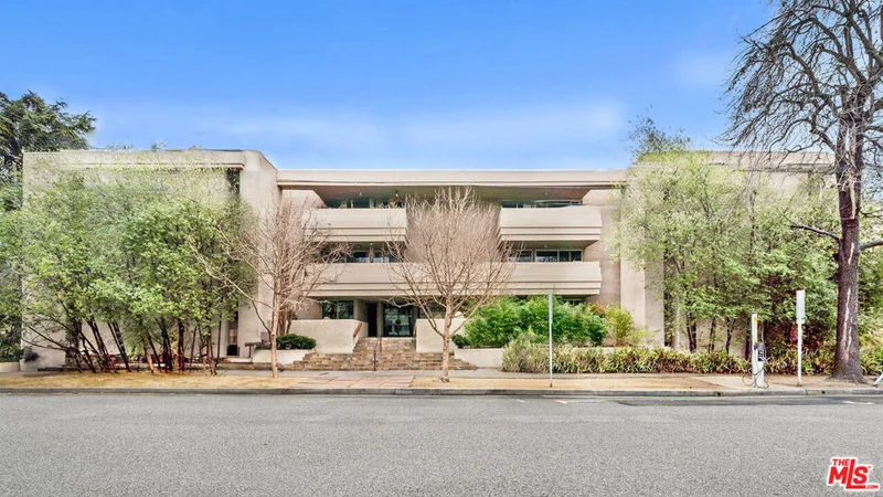 630 Idaho Avenue 102, Santa Monica, CA 90403