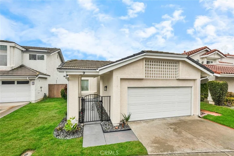 9 Saint Vincent, Laguna Niguel, CA 92677