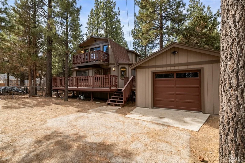 875 D Lane, Big Bear City, CA 92314
