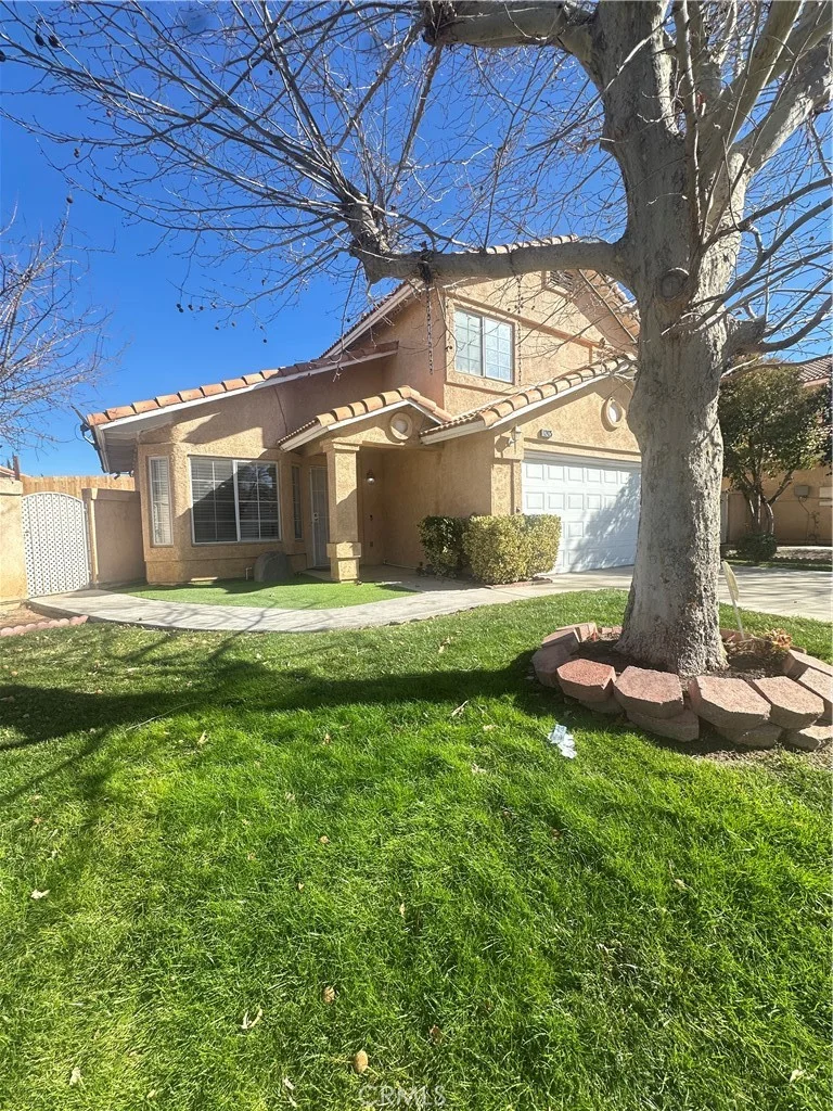 12425 Bridgewood Lane, Victorville, CA 92395