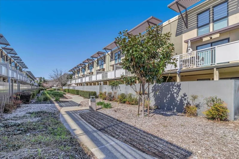 4206 Admiralty Lane, Foster City, CA 94404