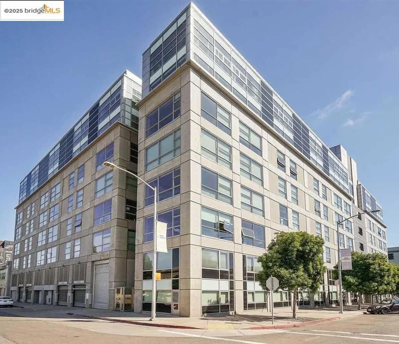 428 Alice St 303, Oakland, CA 94607