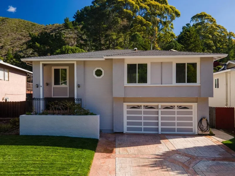 30 Buffalo Court, Pacifica, CA 94044