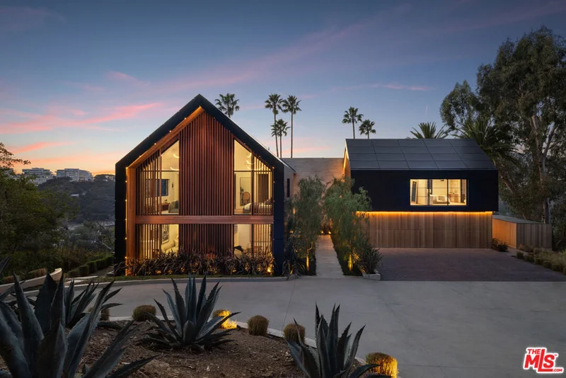879 Linda Flora Drive, Los Angeles, CA 90049