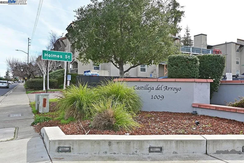 1009 Murrieta 5, Livermore, CA 94550