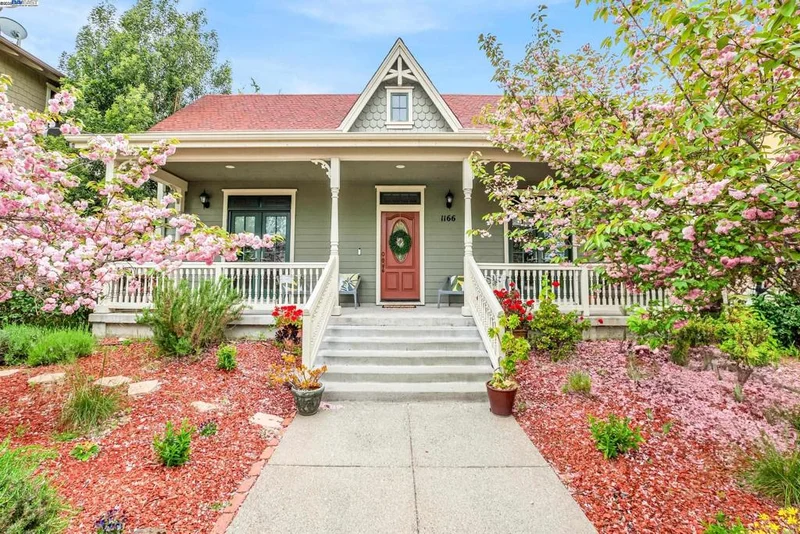 1166 Taraya Terrace, Hercules, CA 94547