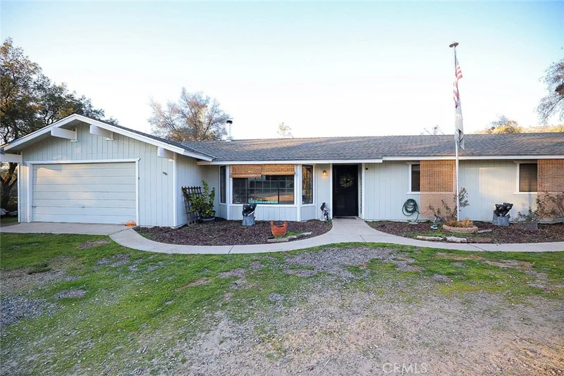 41033 Long Hollow Drive, Coarsegold, CA 93614