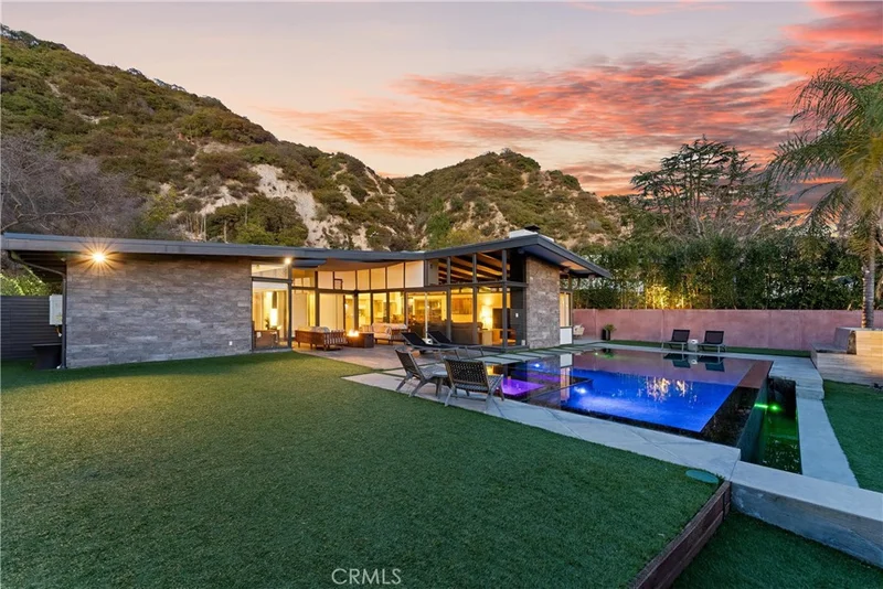 5508 Rock Castle Drive, La Canada Flintridge, CA 91011
