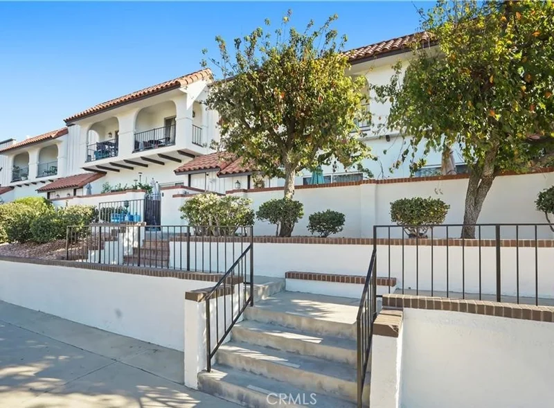 10030 Owensmouth Avenue 8, Chatsworth, CA 91311