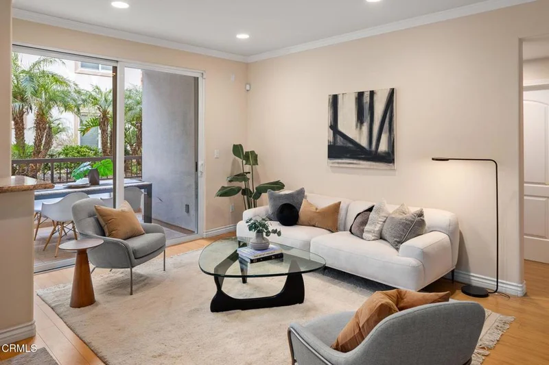 630 E Olive Avenue 107, Burbank, CA 91501