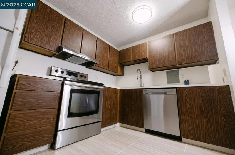 555 Pierce St 522, Albany, CA 94706