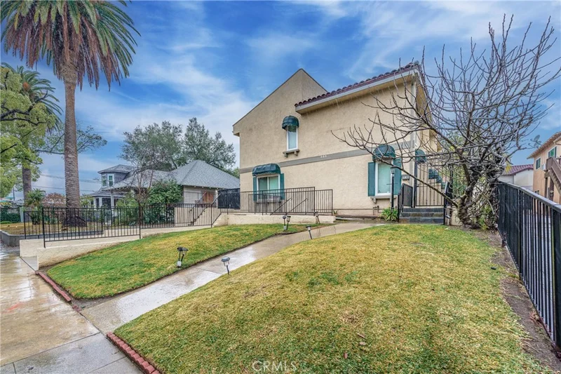 253 N Mar Vista Avenue 3, Pasadena, CA 91106