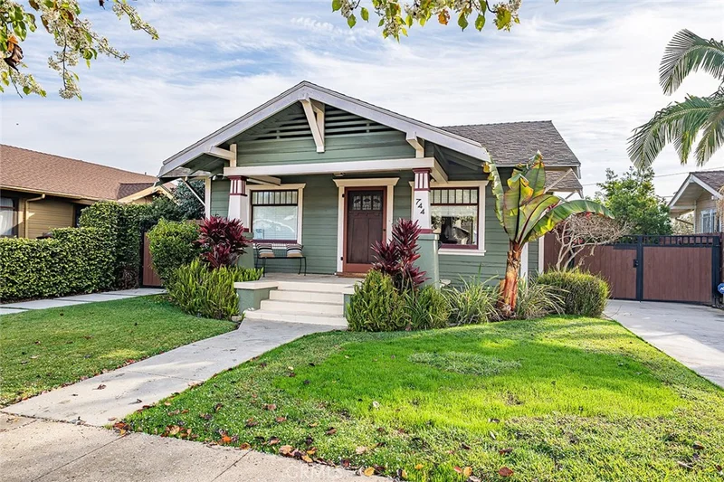 744 Molino Avenue