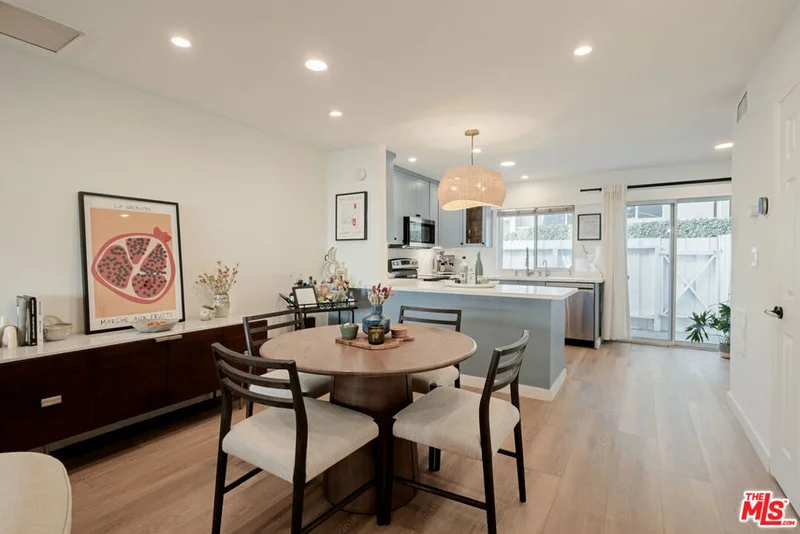 4558 Willis Avenue 121, Sherman Oaks, CA 91403