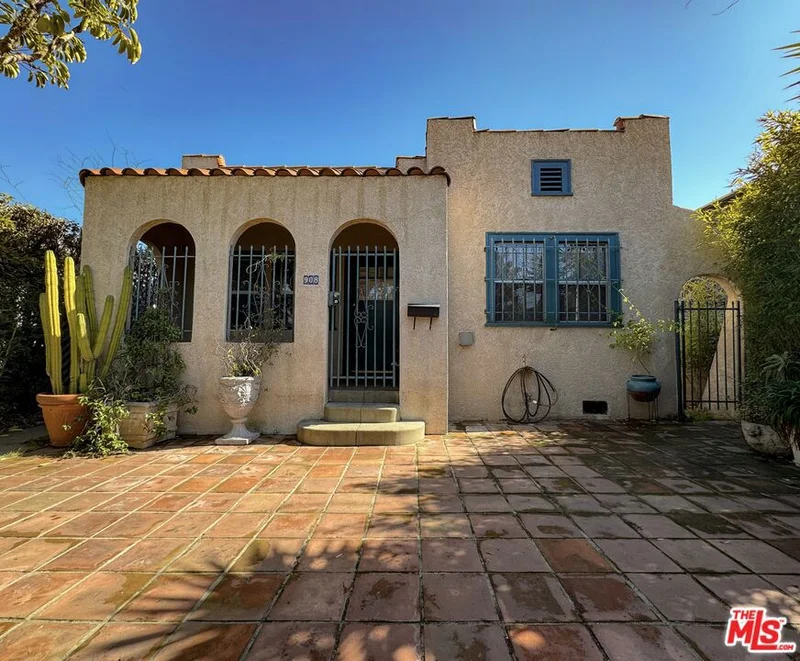 908 California Avenue, Venice, CA 90291