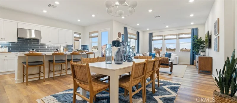 27210 Cranmore Way 302, Valencia, CA 91381