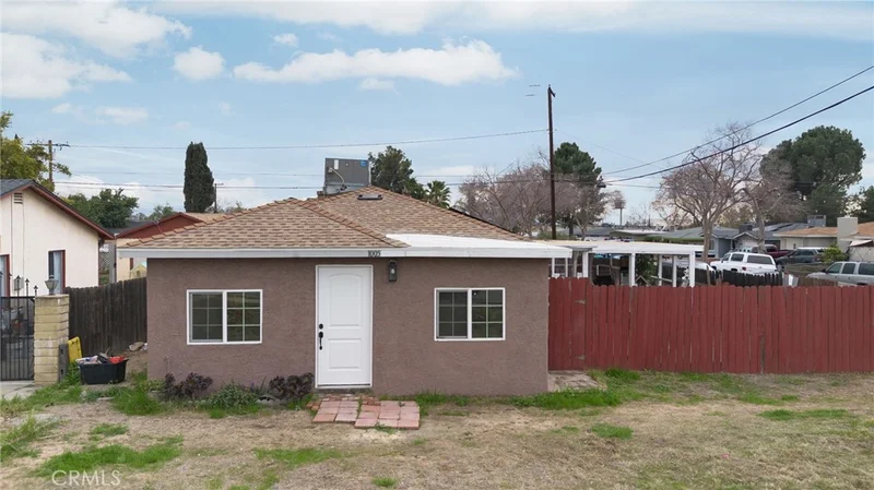 1005 E Lynwood Drive, San Bernardino, CA 92404