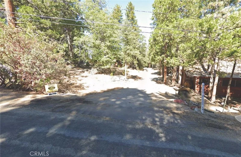 25200 Rosaline Rd, Pine Cove, CA 92549