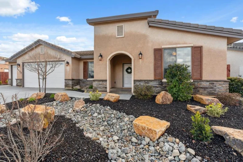4177 Acadia Place, Redding, CA 96001