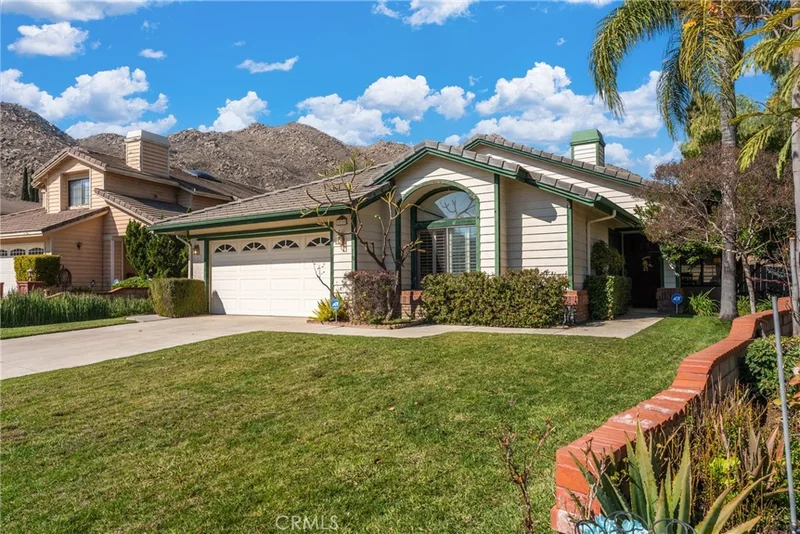 10365 Meadow Creek Drive, Moreno Valley, CA 92557