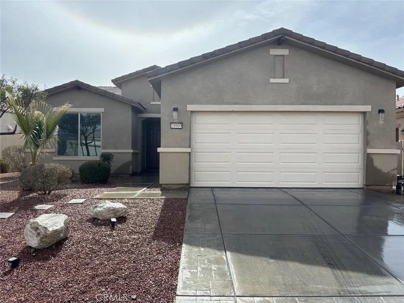 18909 Lariat Street, Apple Valley, CA 92308
