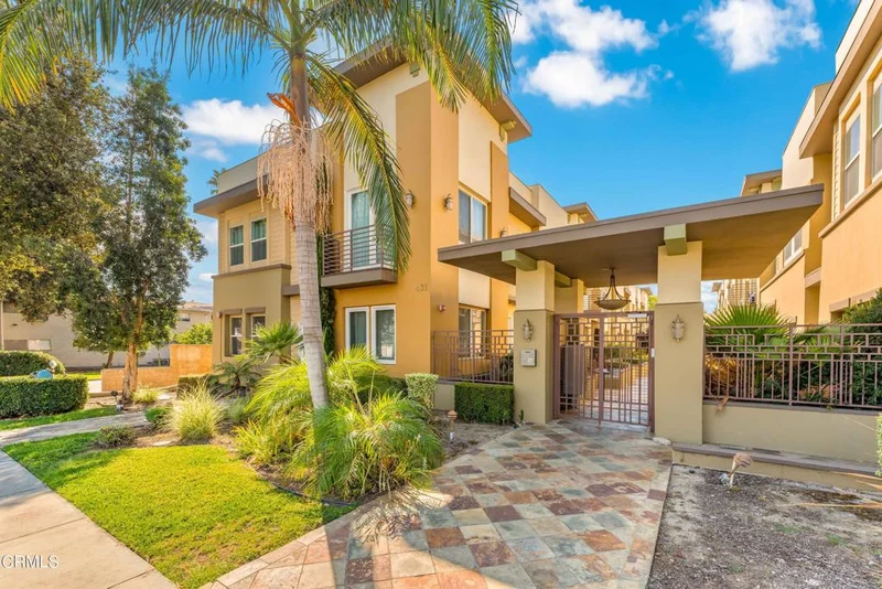 431 N Los Robles Avenue 7, Pasadena, CA 91101