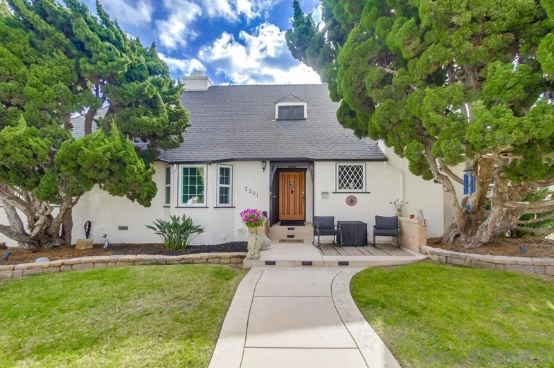 2301 Plum Street, San Diego, CA 92106