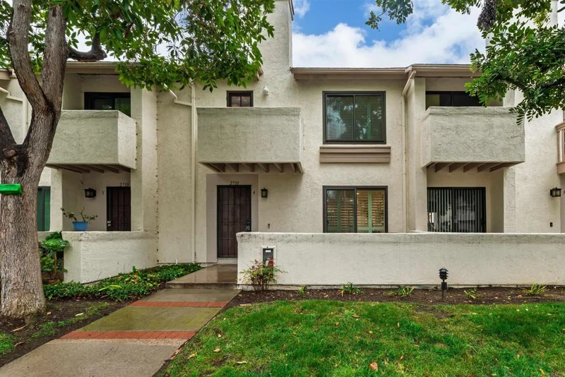 2710 Ariane Drive 4, San Diego, CA 92117