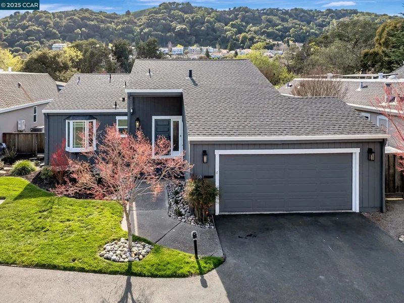 190 Cypress Point Way, Moraga, CA 94556