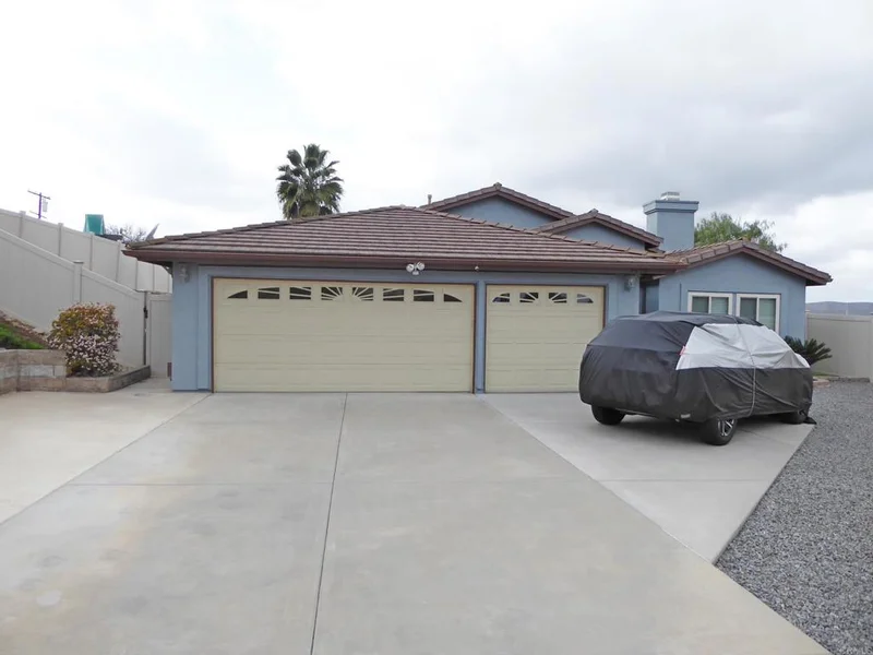 8630 Clifford Heights Road, Santee, CA 92071