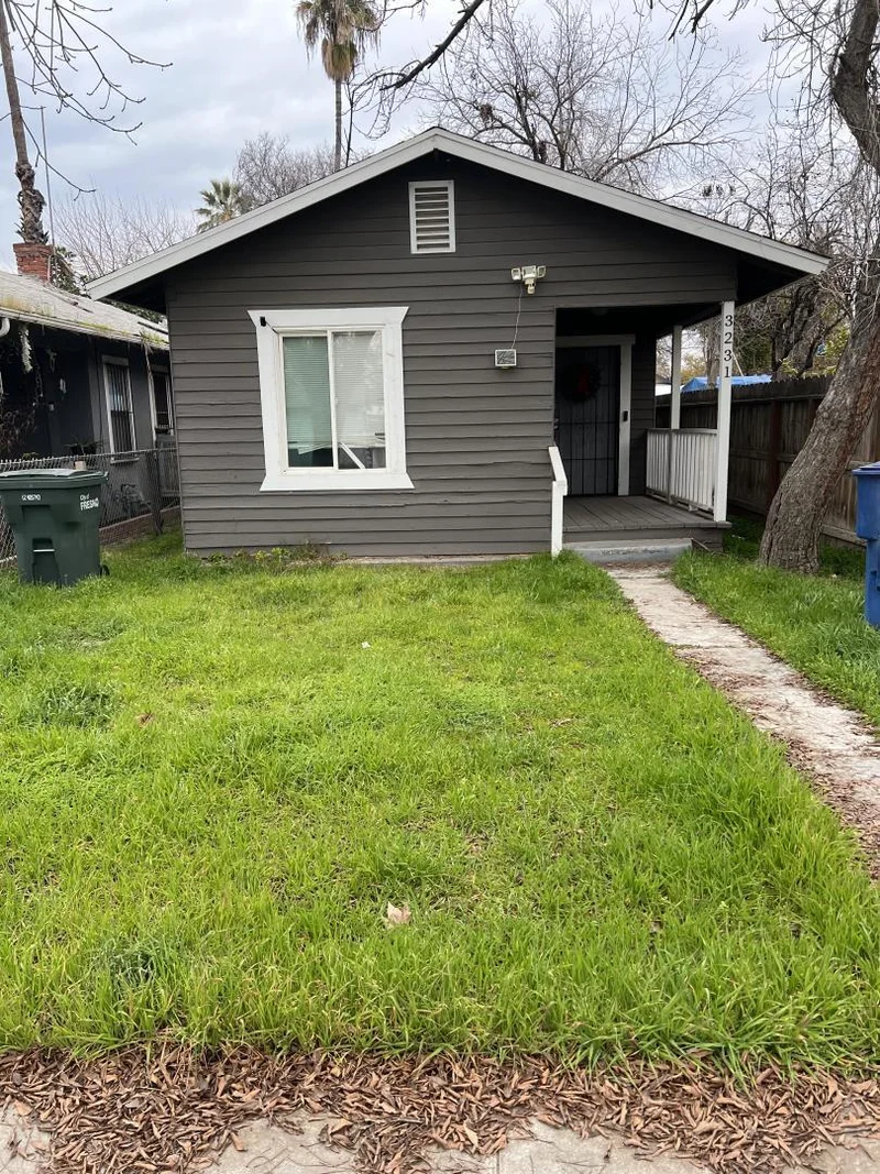 3231 E Townsend, Fresno, CA 93702