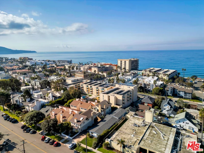 411 S Broadway B, Redondo Beach, CA 90277
