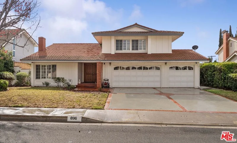 896 Northwood Avenue, Brea, CA 92821