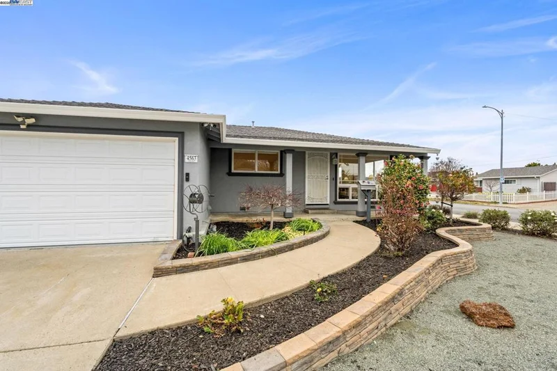4563 Todd St, Fremont, CA 94538-1933