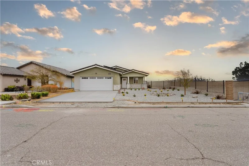 11842 Far Hills Lane, Victorville, CA 92392