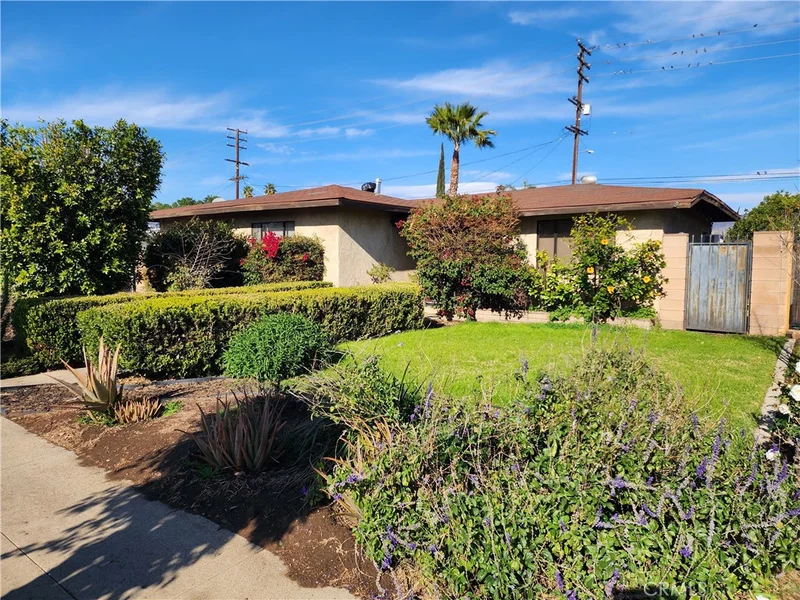 11454 Laurel Canyon Boulevard, San Fernando, CA 91340