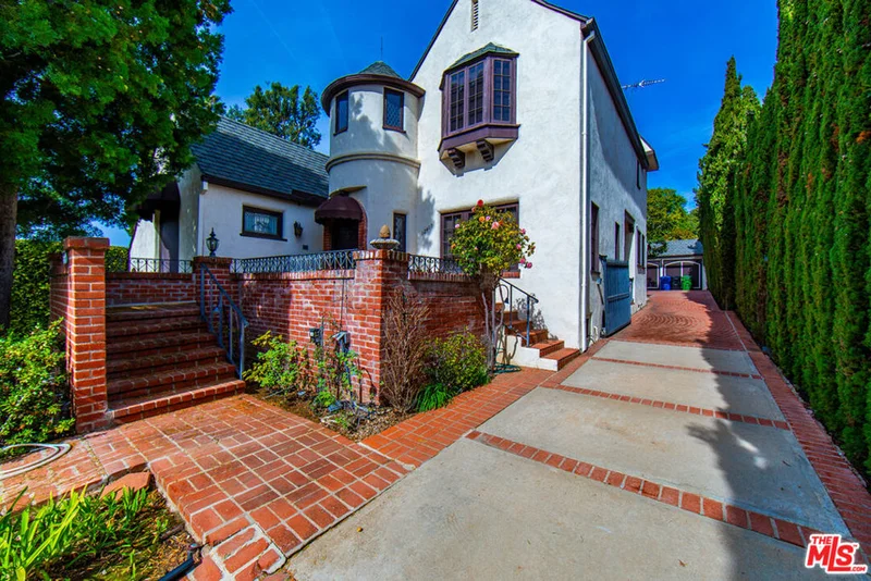 12409 Helena Street, Los Angeles, CA 90049