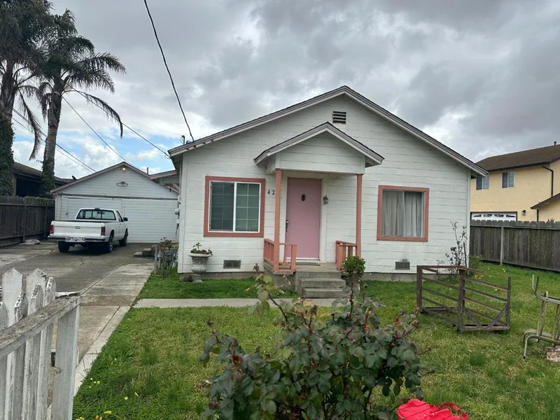 422 Hyland Drive, Salinas, CA 93907