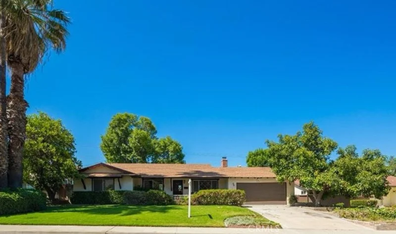 556 W Campus View Drive, Riverside, CA 92507