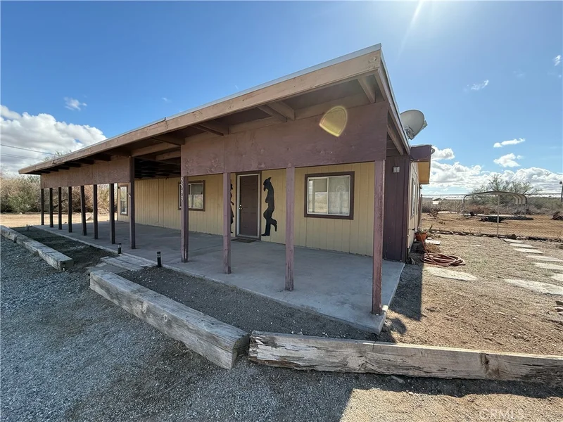 5593 Rio Vista Drive, Big River, CA 92242