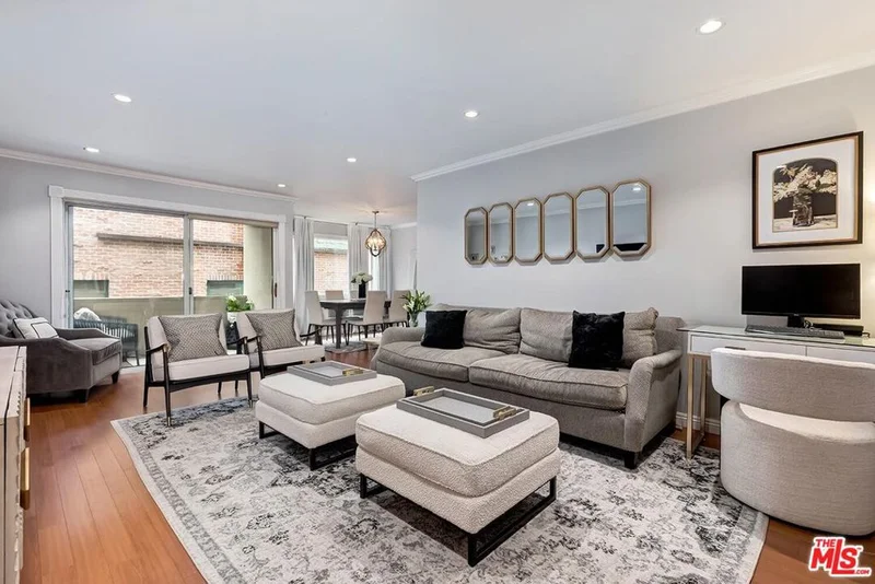 2301 S Beverly Glen Boulevard 204, Los Angeles, CA 90064