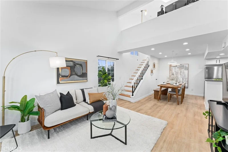 895 W 34th Street F, Long Beach, CA 90806