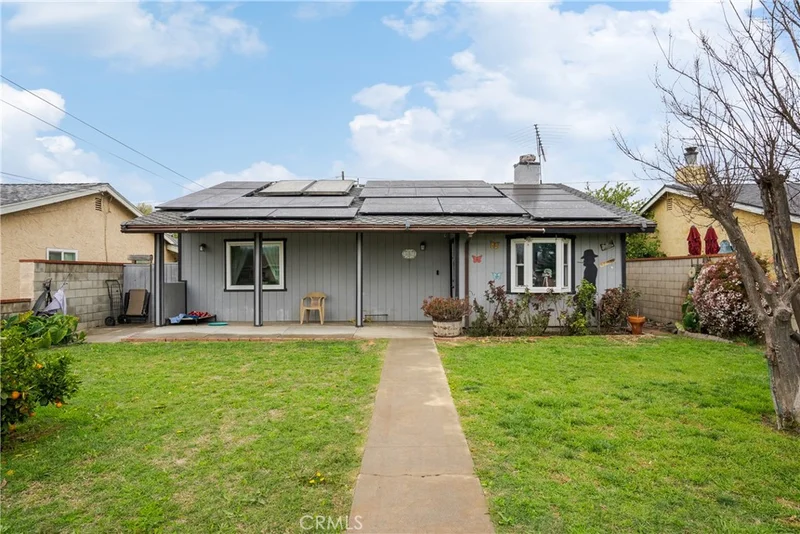 551 W Phillips Boulevard, Pomona, CA 91766